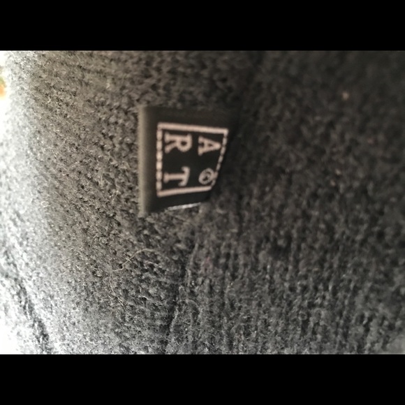 ART- black sweater with front or back waist ties - Picture 8 of 12